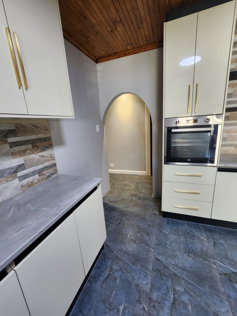5 Bedroom Property for Sale in Malabar Eastern Cape